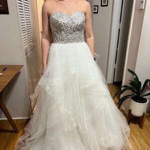 Wedding dress- Pnina Tornai